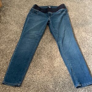 Old Navy Super Skinny Rockstar Maternity Jeans